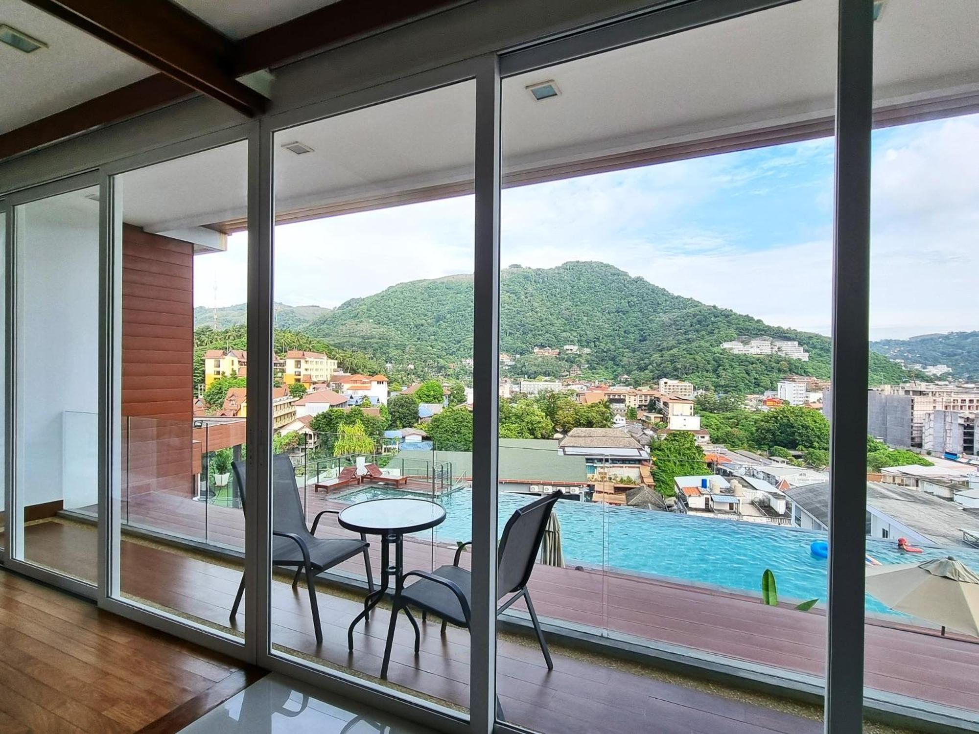 Q Kata Residence Luaran gambar