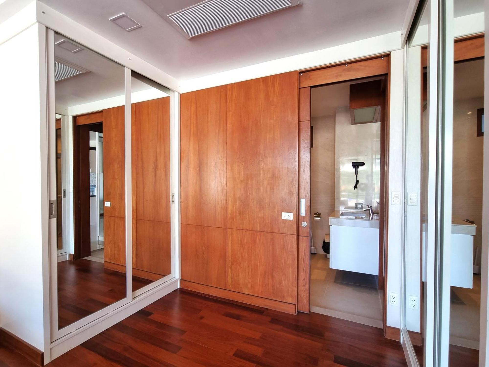Q Kata Residence Luaran gambar