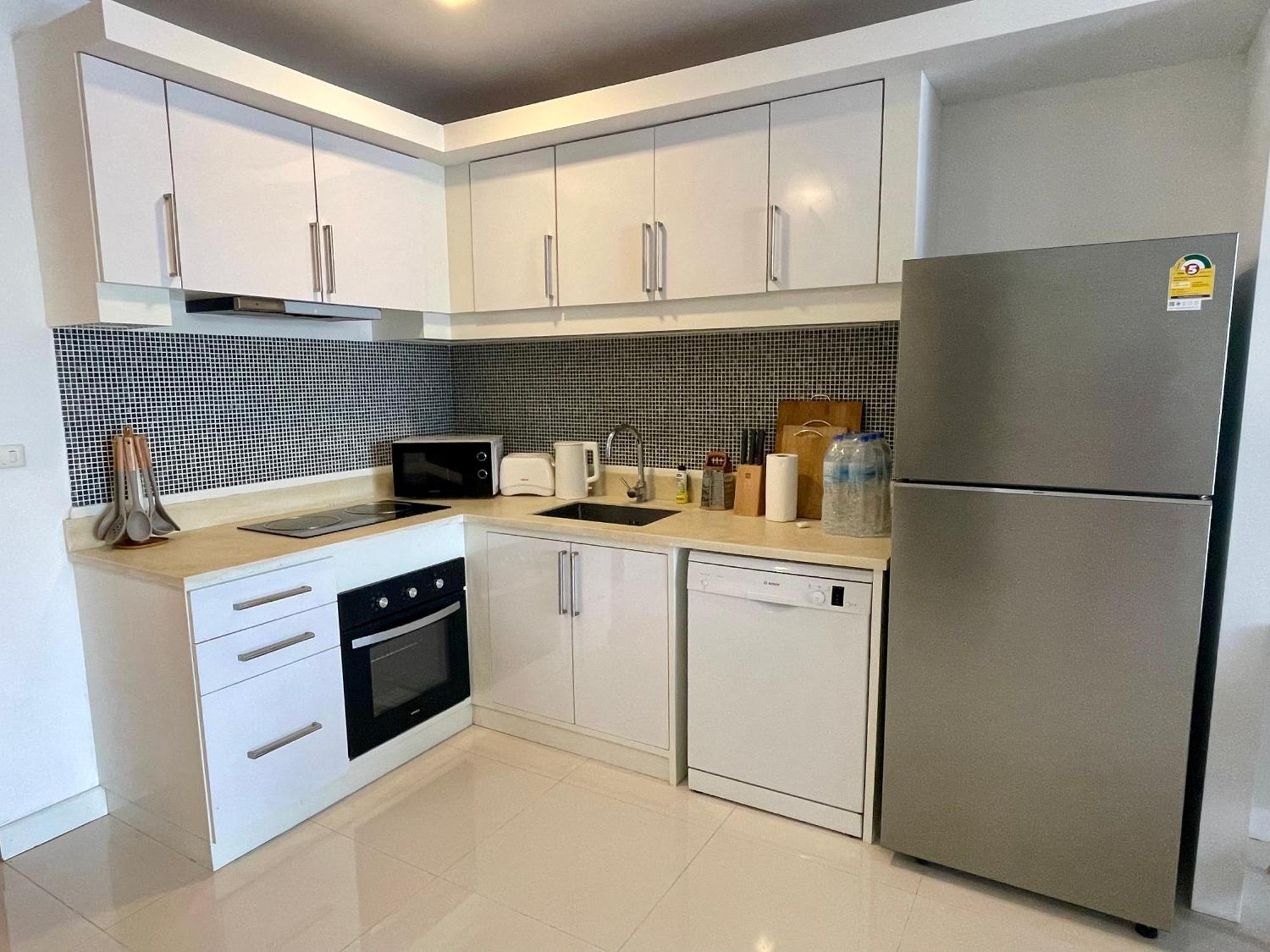 Q Kata Residence Luaran gambar